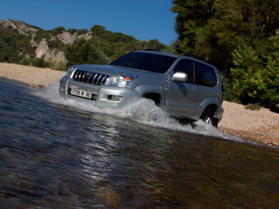  Toyota Land Cruiser Prado 120 3-Door 2003 года  (фото 27 из 29)
